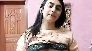 Today Exclusive -horny Paki Girl Shows Her Boobs And Pussy Part 1