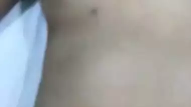 Man convinces the Desi wife that she needs to show the nice body