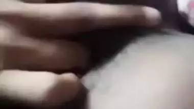 Cute virgin Desi XXX girl shows her teen boobs and pussy on cam