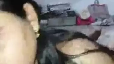 Mumbai aunty blowjob sex with her horny bf exposed