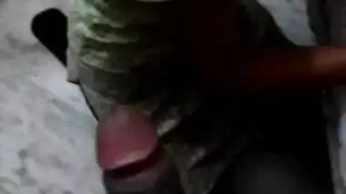 getting sucked by delhi girl