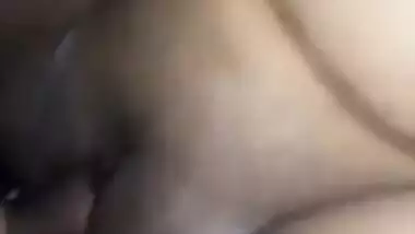 Fat Desi XXX chick gets load of cum on her belly after pussy fucking MMS