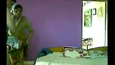 Indian porn clip of Busty bhabi Bharti fucked by nextdoor guy
