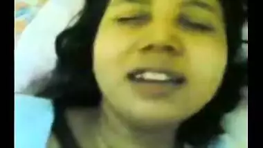 Cute teen enjoys a hardcore sex session with her lover