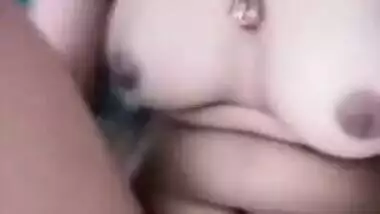 Tiny Desi girl shows on cam her bald XXX pussy is in need of sex