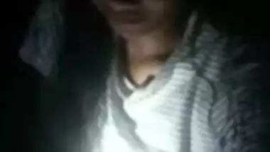 DESI TEEN COLLAGE HOT SEXY SHOWING HER TO BOYFRIEND 2 VID PART 1