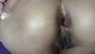 Friend's wife ass fucked by big cock Indian hindi desi sex VIDEO with DESISLIMGIRL