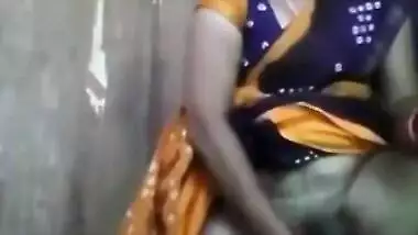 Deshi Bhabhi Ko Land Chahiye