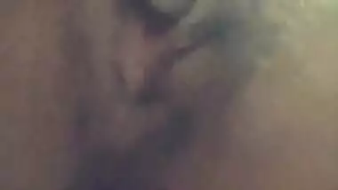 Sexual pervert manages to see Desi girl's tits and XXX orifice