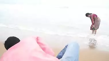 wet aunty at juhu beach