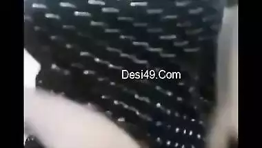 Today Exclusive- Sexy Figure Bangla Girl Showing Her Boobs And Pussy On Video Call