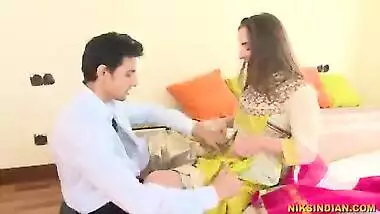 Newly married Indian bhabhi strips her salwar and loses her virginity with devar ji