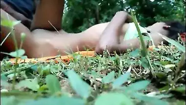 Desi girl and XXX buddy needs no bed when it comes to copulation