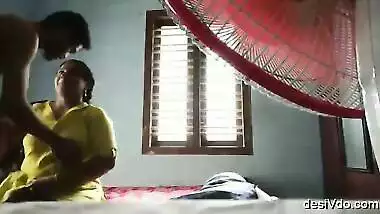 Devar Bhabi smooching Sucking boobs and Blowjob beautifully ghapaghap 4 clips part 3