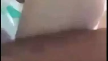 Local guy caught on Desi mms video of village lovers caught fucking outdoor