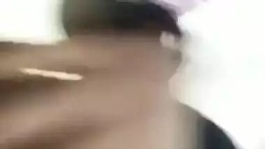 Indian Cute girl fingering vdo