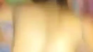 Desi wife hooks up with young man who prefers XXX pose from behind