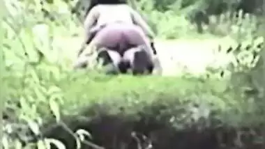 Indian couple from the is caught having sex in the jungle, desi XXX mms