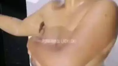 Sri Lanka big natural tits stepmom in bathroom