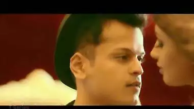 Indian Model Akansha Puri CALENDER GIRL Sexy BIKINI Dancing more http://adf.ly/1