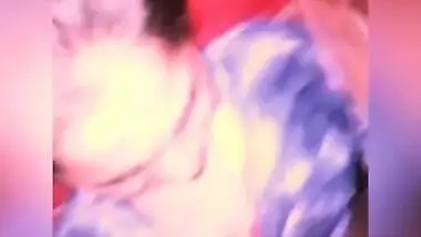 Young Indian XXX wife gets hot cum load all over her face MMS