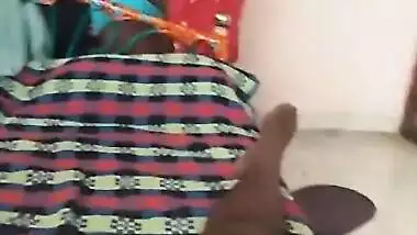 Desi XXX MILF talks on the phone with her sex body parts naked