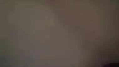 Bengali gal sucks XXX dick and copulates with Desi man in the toilet