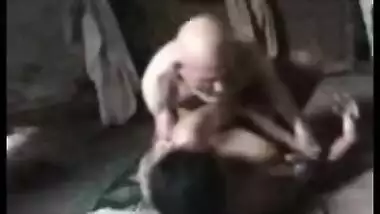Mallu bhabhi getting herself undressed for her...