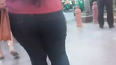 Desi Girl In Jeans 