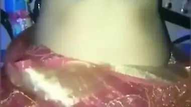 Today Exclusive- Newly Married Wife Showing Her Boobs And Pussy On Video Call