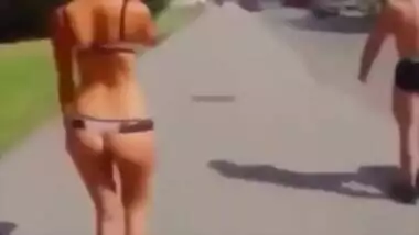 Desi Aunty And Desi Bhabhi In Has Sex With Hotel Service Boy With A Big Cock