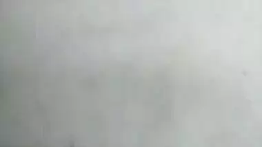 Webcam sex video of fatty Desi mom with juicy twins and her lover