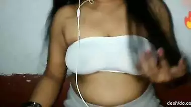 Sexy Bengali Bhabhi Nude Expose Part 2