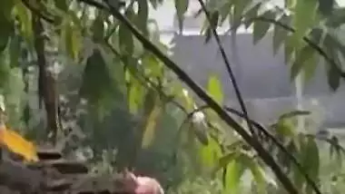 Woman is captured by Desi guy who makes a XXX video of pissing aunty