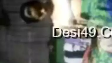 Amateur Desi whore undresses to XXX flash nude goodies on the bed