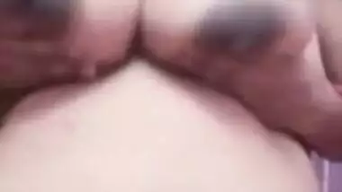 Shy Hindustani Bhabhi finds XXX courage to reveal melons for Desi fans