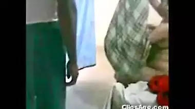 Indian porn tube of chubby desi bhabi first time with her young tenant