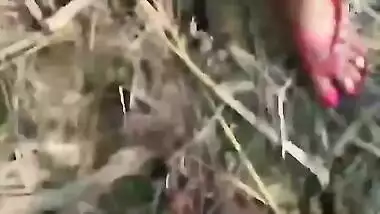 New Naveli Bahu Ko Khet Me Laja Ke Choda Sasur Ke Bhai Ne