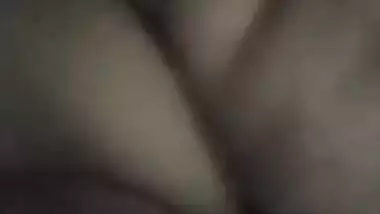 Sexy Desi girl moans taking XXX cock into hairy pussy in MMS video