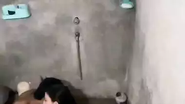 Indian sex MMS of a guy fucking his GF in the bathroom