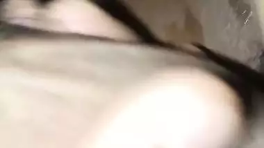 Wet cunt desi bhabhi fucking after giving a blowjob