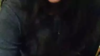 Super Sexy Desi Wife Handjob (Updates)