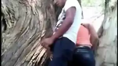 Desi school girl enjoying outdoor sex with BF and caught on XXX cam