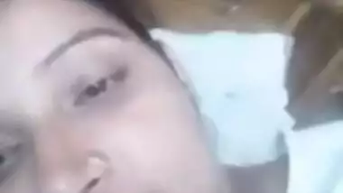 Desi hot bhabi selfie video-1
