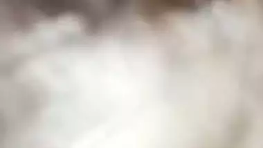 Sexy Paki GF oral-sex to her boyfriend MMS clip