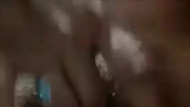 Slim Indian girl shows on cam her perky boobs and trimmed XXX twat