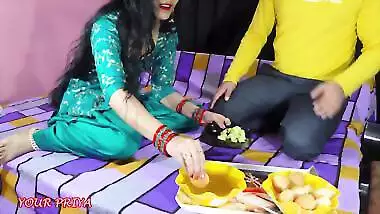 Indian Sexy Wife Ko Pani-puri De Kar Pataya Or Choda While Parents Close To Room Couple Daily Sex