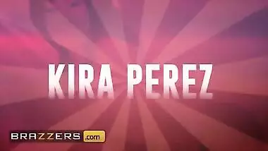 Brazzers - Kira Perez & Advoree Put Their Differences Aside & Fuck Kyle Mason In A Hardcore 3some