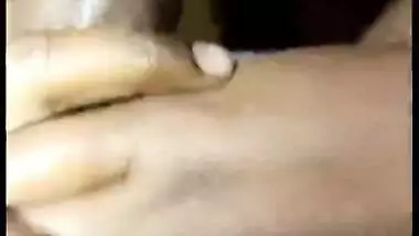 DESI GIRL OIL PLAY on HANDJOB AND BLOWJOB