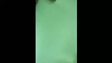 Hot Indian girl gives a XXX blowjob to her sex partner in the bed